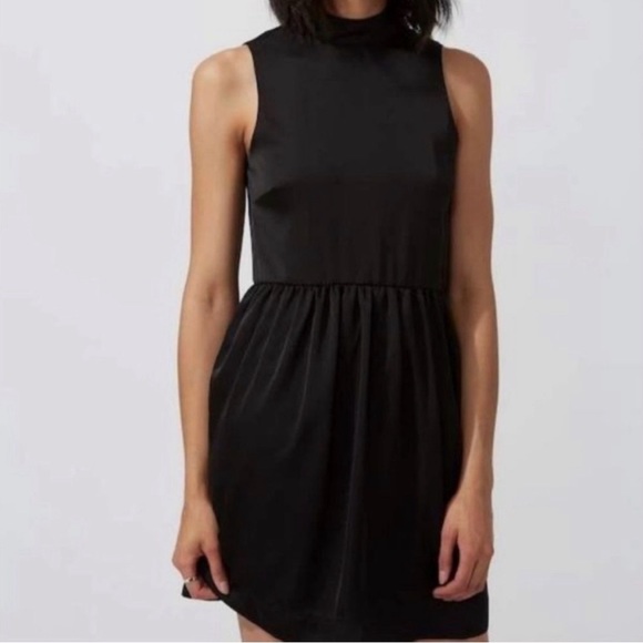 ✅ SALE 🖤 NWOT Frank & Oak Solid Black Satin Halter Dress - Picture 1 of 8